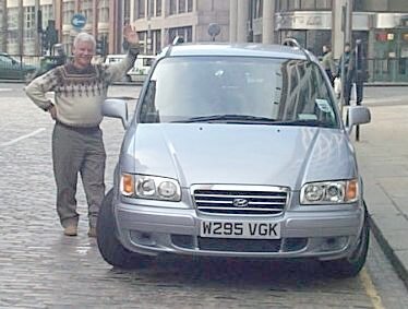 Harry is ready to take you on a private guided tour in his comfortable minivan